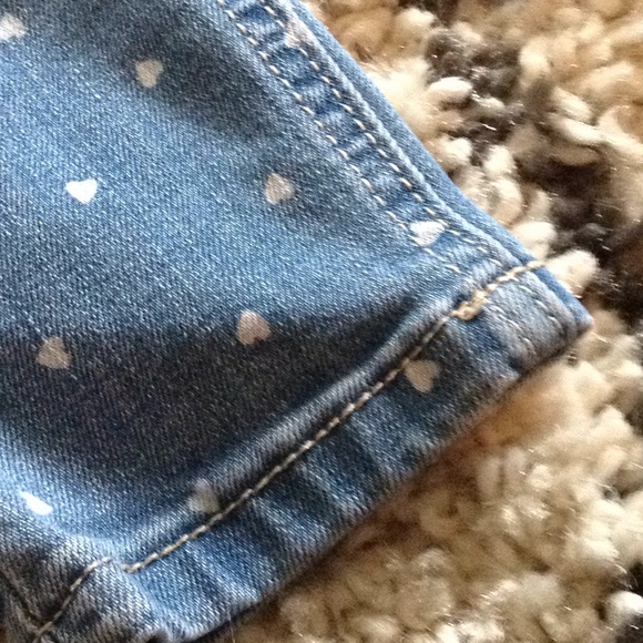 Denim jegging with white hearts size 6 Cherokee. - Picture 6 of 8